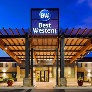 Best Western West Towne Suites